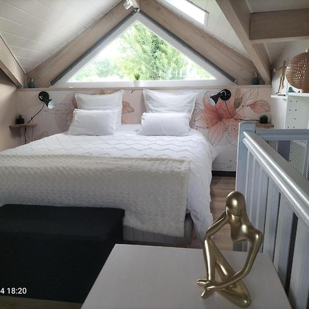 Au Bord Du Vieux Moulin Lägenhet Mérignac Exteriör bild
