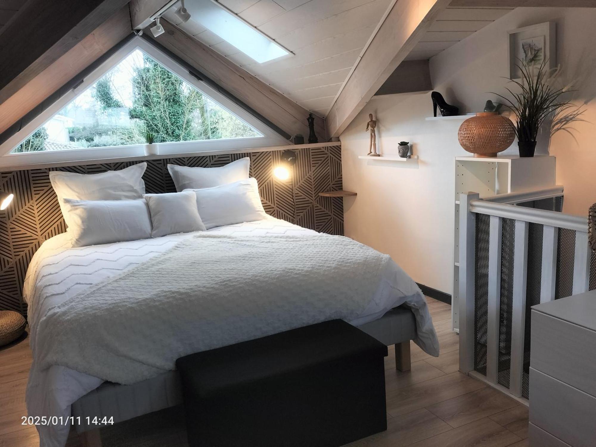 Au Bord Du Vieux Moulin Lägenhet Mérignac Exteriör bild
